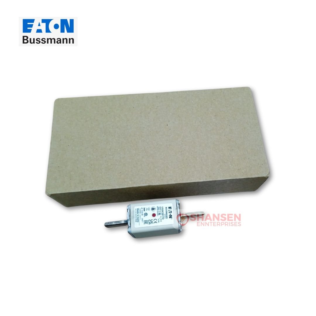 Eaton_Bussmann_Series_High_Speed_Square_Body_Fuse_170M3817D_with_box_top-angle_view