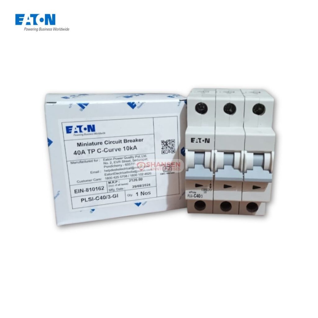 Eaton PLSI-C40/3-GI 40 A three-pole C-curve miniature circuit breaker displayed next to its branded packaging box