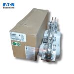Eaton Bussmann SD4-S NH4 Single-Pole Fuse Base, 1250A, 690V, Non-Indicating, Screw-Mount, Thermoplastic Body image 2
